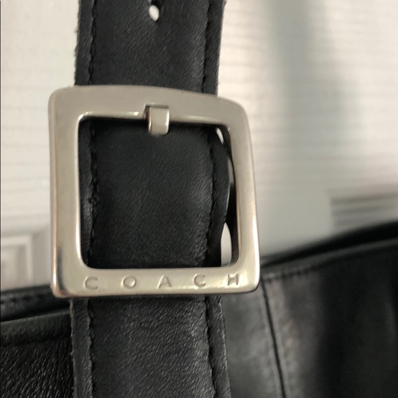 Coach vintage leather bag. - Picture 2 of 5